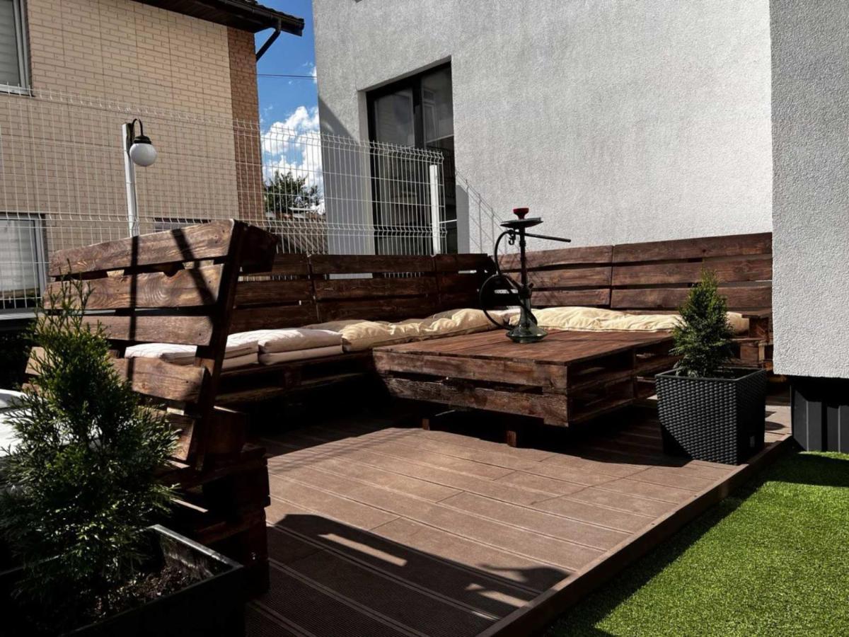 Nyvky Like Home - Apt 49 Kyiv Exterior photo